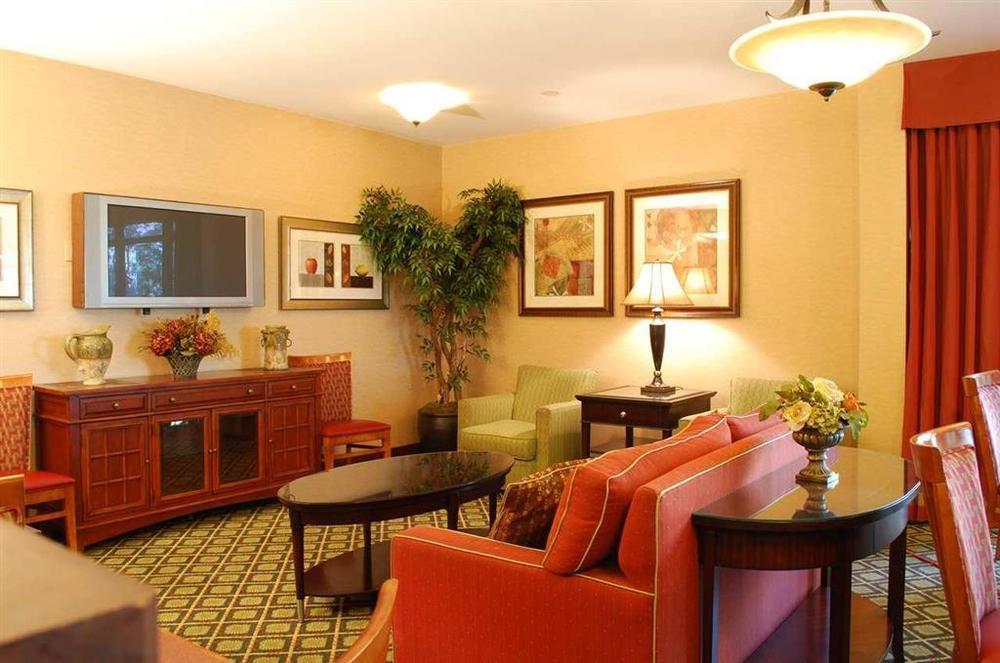 Red Lion Inn & Suites Hattiesburg Room photo
