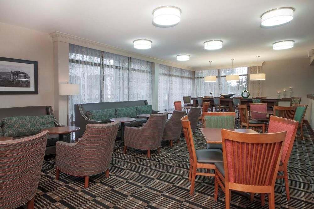 Red Lion Inn & Suites Hattiesburg Exterior photo